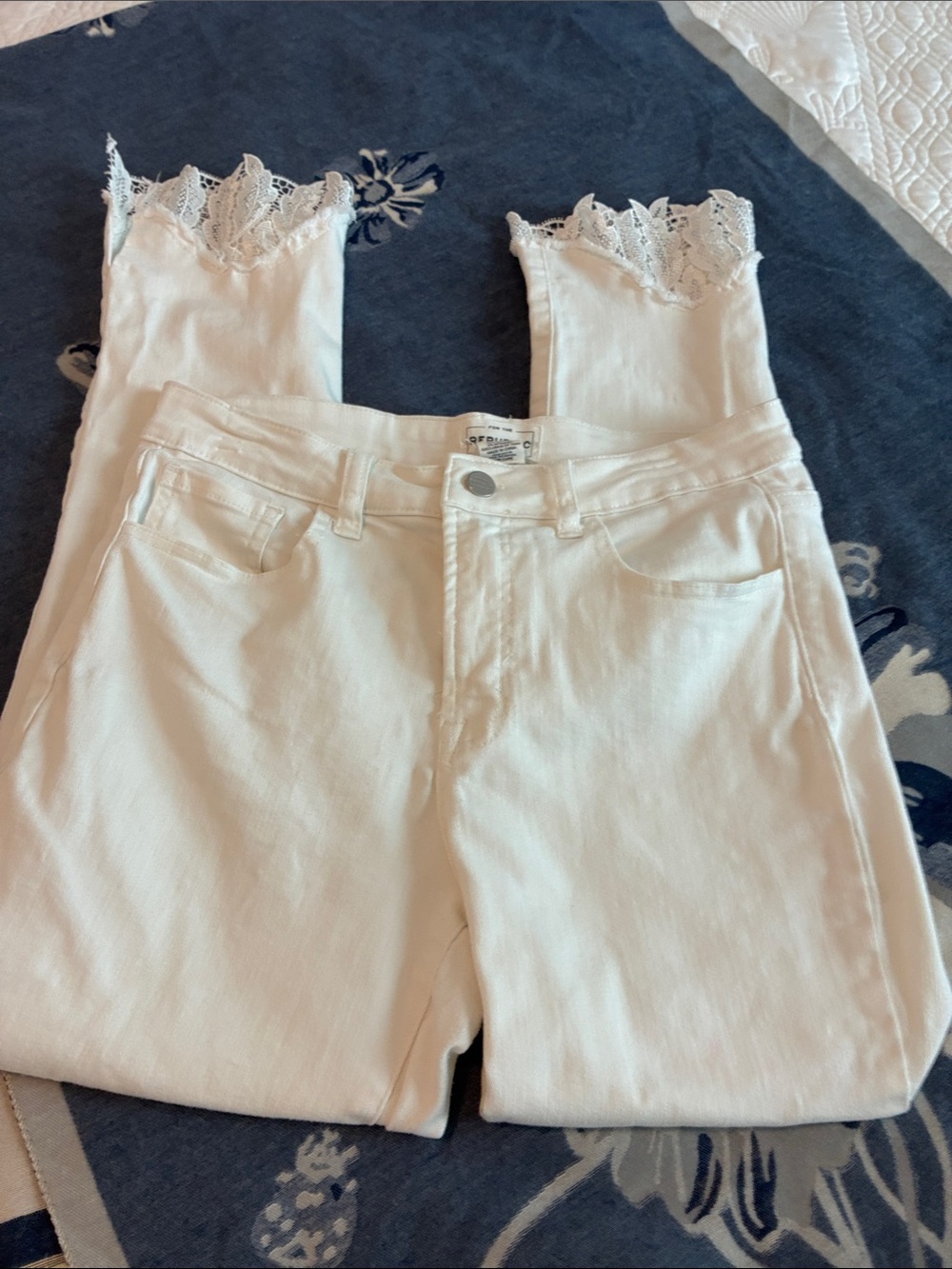 For The Republic White Lace Hem Skinny Jeans